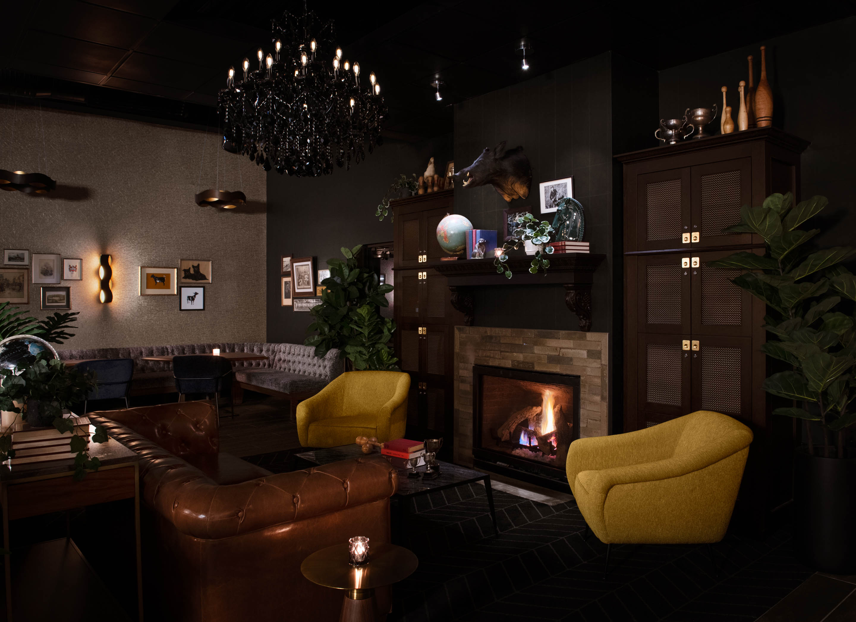 Chicago Hospitality Photographer - The Bradford Rooftop Library Bar Fireplace